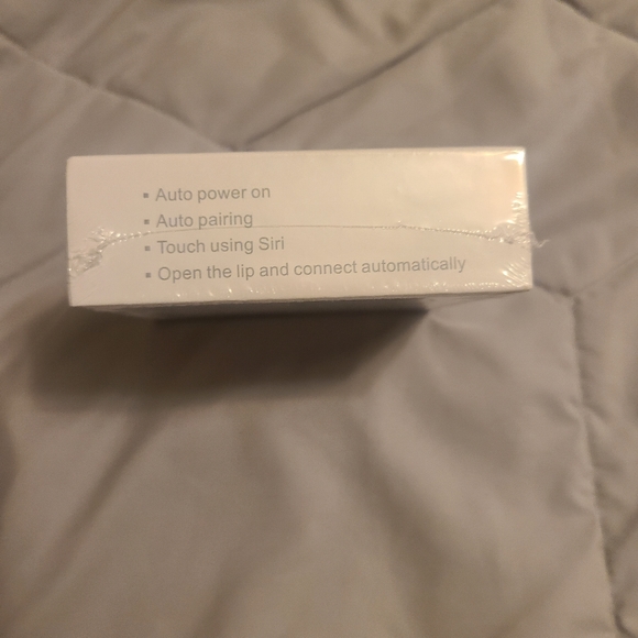 Wireless Earbuds - Picture 3 of 3